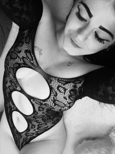 sexycouplesexx Public  3টি ছবি