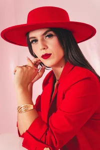 AlliJadid sexy style Pic 7