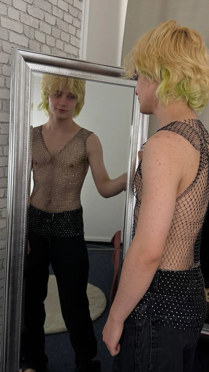 صور JameMilann الرائجة  6254