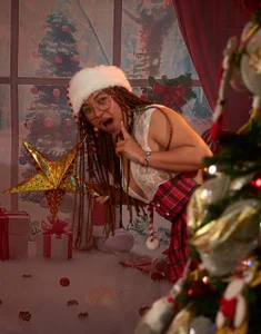 Karlaliones69 MY CHRISTMAS 2025 Pic 4