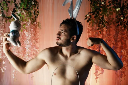 Logan_Wolf-js Pascua Pic 2