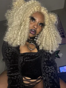 Miss-Bunix- Public Poză