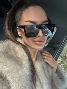 QueenGelikのStudy Break Seductionの枚の写真