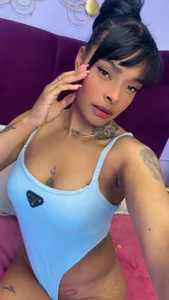 EmmaEbony_ “You shouldn’t look at me like that… it tempts me.” Pic 4