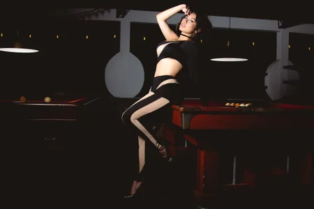 EllieMitchell Want to play? Foto 2