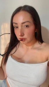 VictoriaRoussex Public Pic 4