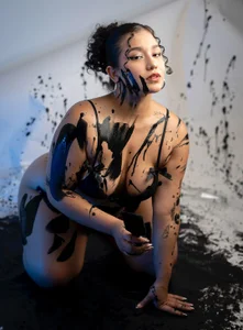 viiolett_lee I want you to fill me with the paint from your brush🥵 Foto