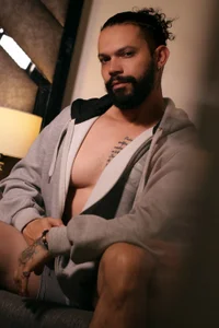 AlukardBig Sexy big guy Εικόνα 2