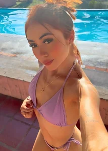 Annyy_Ricee28 Sunny day Pic 4