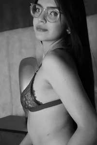 CharlotteCooper_ Your inocent girl💕 Pic 2