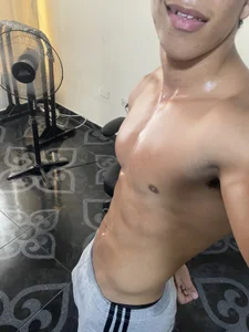 ethan_noir Sweety Foto 4