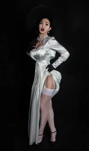 Dalia_Lavish Lady Dimitrescu Pic 7