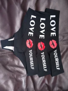 Noielya_ShotUsed🩲🩲🩲 2000 tk inside UK , 3000 tk worldwide 🌎🌎🌎 Bild 2