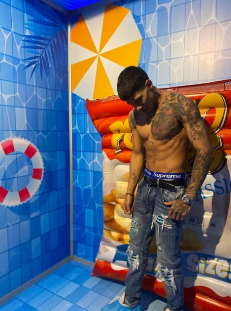 Damian_latinxxxPublic Bild