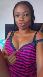 Juicypet's XXX Nude Photo 3