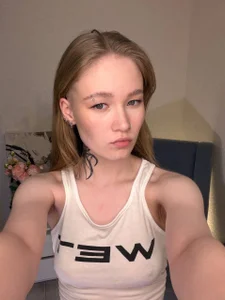 MaireLanda I caught your eye Immagine  3