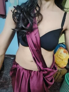 Um_little_Femboy Saree Pic