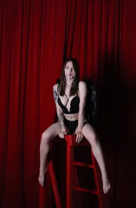 ChristyCrayme your devil Pic 4