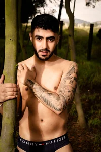 ItsMeEros nature+Eros Pic 3