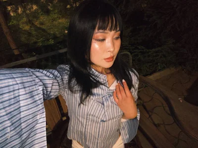 GertrudeJohnsonのevening walkの枚の写真