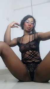 Zdjęcia BritneyVega Are you getting hot or falling in love? 💫:  2