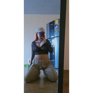 emma_rouse69 Public Pic 5