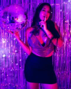 Sarah_Mistress_ disco misstress Pic 5