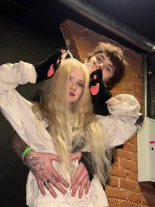 luvmp4のAt a partyの 4枚の写真