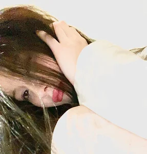 ItsNovelle attention! im cute.. Kuva 4