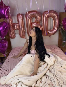 susan_zc It's a magical day🥰🎈 Pic 4