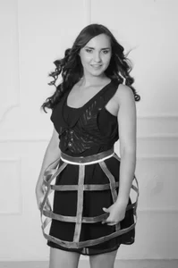 VoulezVous_Angel What about romance? Poză