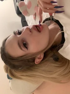 NeonShinePublic Bild 8