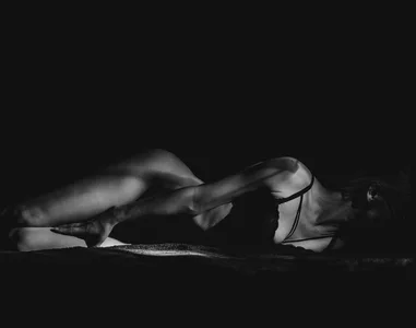 ElizabetSiのnew B&w photosの 5枚の写真