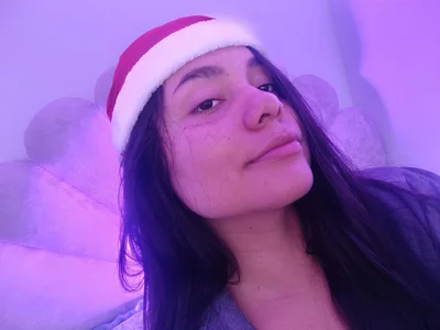 evaa_greey I'm here to make your Christmas better 🎄😇💝 사진 3