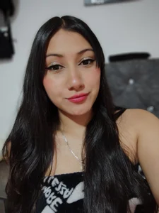 Chloe_Mis Woman🥰🥰 Pic 9