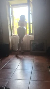 Lina_lou4 Public Pic 2