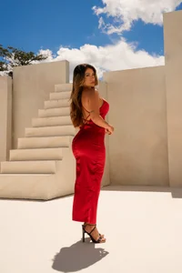 Victoria_romanox Red Immagine  6