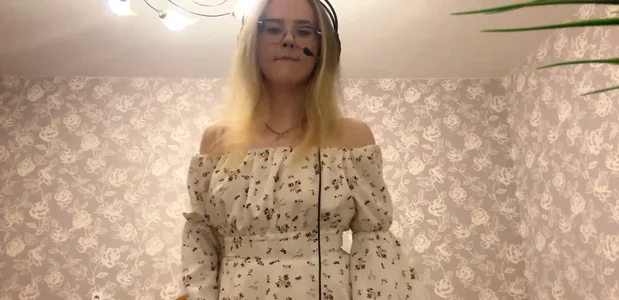 ElmiraGildea's my favorite outfit Sex Photo 8