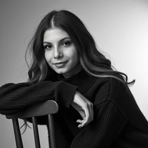 AudreyBarlow Fantasy  6টি ছবি