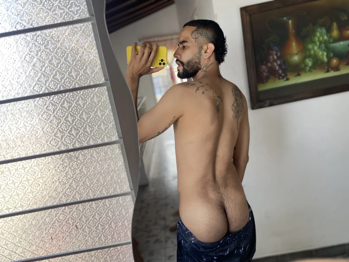 Трендове зображення  1569 ANGEL_COLEEMAN