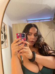 Tania_fulkers Public Pic 4