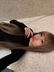 JazlynPlant: Long hair ( 3 фото)