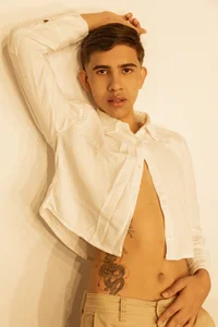 JoshuaSanzz: Public ( фото)