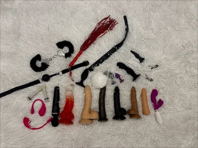 Annaa_Banana Costumes and toys Pic 2