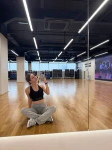 WorldCindy About me Εικόνα 2