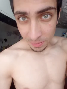 alexhunp Alex Pic 3