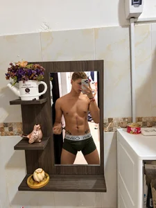 SEXY BOY od santicatx  snímek