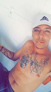 michaelniq Public 사진