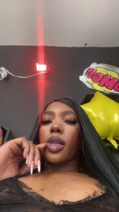 TIFFANYYSTAR Meee 🫶🏾🫶🏾 Pic 2