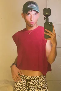 Mency_rouse_ Public Pic 4